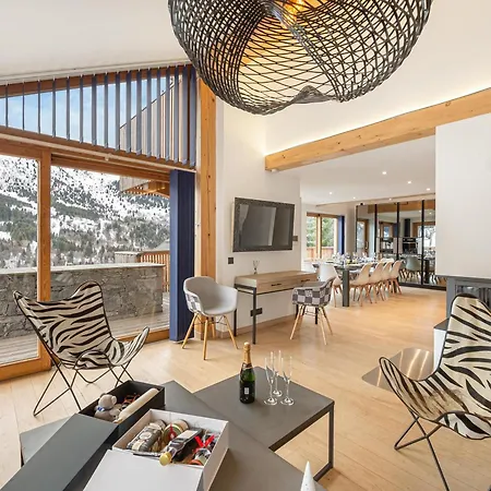 Chalet Moderne A Meribel : Jacuzzi, Sauna, 6 Chambres, Proche Centre Et Navette - Fr-1-565-55